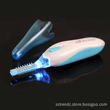 Mini eyelash curlers with demountable comb and two level heating to curl eyelash easily/safe